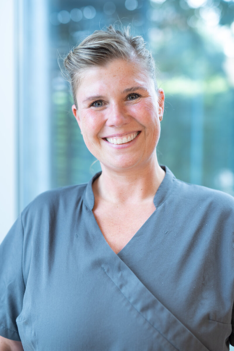 Vanessa Gellenbeck-Arlt Zahnmedizinische Fachangestellte Vanessa Gellenbeck-Arlt Zahnmedizinische Fachangestellte